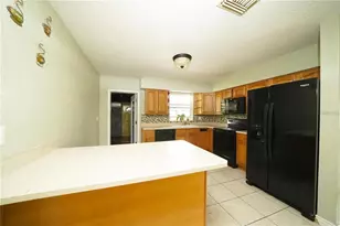 113 Citrus Dr, Winter Haven, FL 33884 - Photo 3