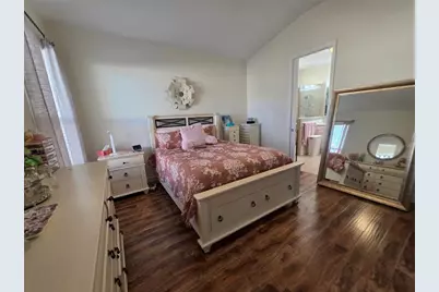 8064 Bridgeport Bay Circle, Mount Dora, FL 32757 - Photo 19