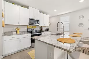 2316 E Newsome Rd, Plant City, FL 33565 - Photo 11