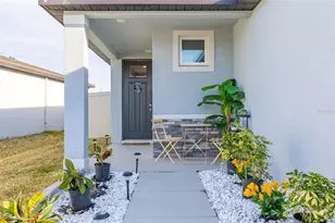 2316 E Newsome Rd, Plant City, FL 33565 - Photo 7