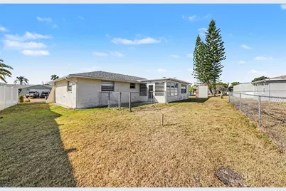 7321 S Rosarian Drive, Port Richey, FL 34668 - Photo 15