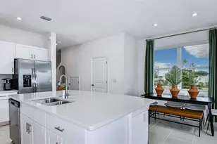 7631 Waterscape Dr, Groveland, FL 34736 - Photo 7