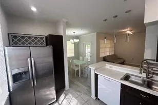 2598 Robert Trent Jones Dr, Orlando, FL 32835 - Photo 9