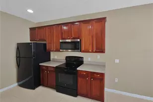 2840 Grasmere View Pkwy, Kissimmee, FL 34746 - Photo 7