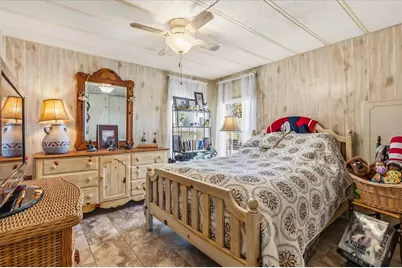 1020 Dustin Drive, Lady Lake, FL 32159 - Photo 21