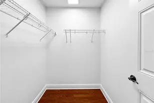 254 Valencia Cir, Saint Petersburg, FL 33716 - Photo 21