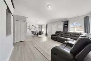 819 Abbeville Ct, Kissimmee, FL 34759 - Photo 17