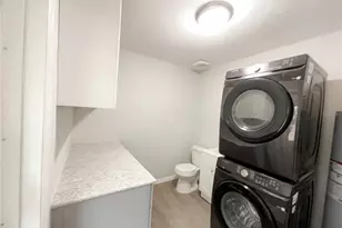 806 Wedgewood Dr, Mount Dora, FL 32757 - Photo 11