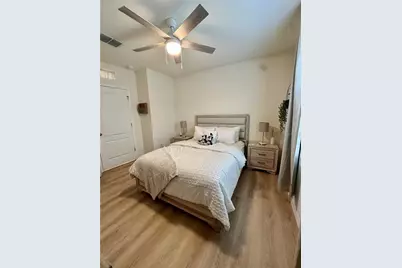 9582 Black Walnut Drive, Groveland, FL 34736 - Photo 19