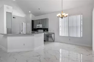 7843 St Andrews Cir, Orlando, FL 32835 - Photo 21