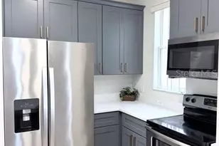 1282 S Beach Cir, Kissimmee, FL 34746 - Photo 11