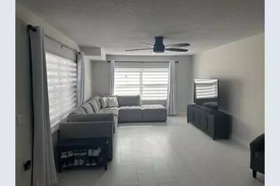 39 Essex Court #B, Royal Palm Beach, FL 33411 - Photo 3