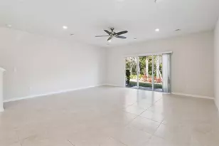 4501 Sparkling Shell Ave, Kissimmee, FL 34746 - Photo 5