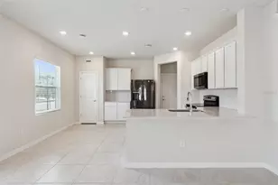 4501 Sparkling Shell Ave, Kissimmee, FL 34746 - Photo 11