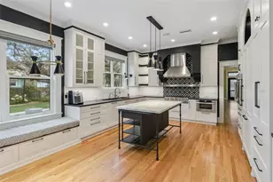 926 E Shadowlawn Ave, Tampa, FL 33603 - Photo 13