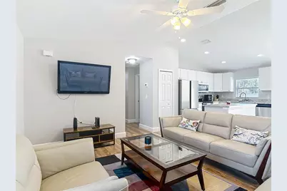 640 Chestnut Avenue, Orange City, FL 32763 - Photo 9