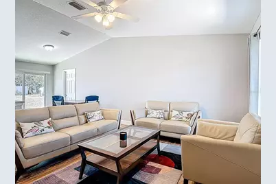 640 Chestnut Avenue, Orange City, FL 32763 - Photo 7