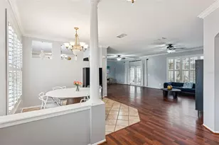 1087 Shimmering Sand Dr, Ocoee, FL 34761 - Photo 9