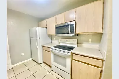 5479 Vineland Road #9211, Orlando, FL 32811 - Photo 13