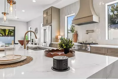 22 E Steele Street, Orlando, FL 32804 - Photo 21