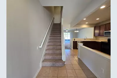 10114 Westpark Preserve Boulevard, Tampa, FL 33625 - Photo 3