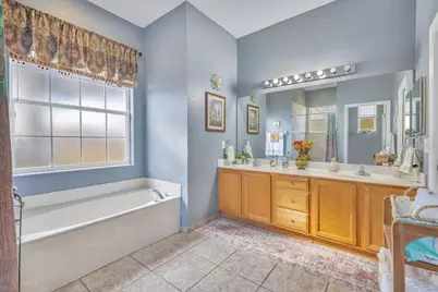 421 Bay Leaf Drive, Poinciana, FL 34759 - Photo 11