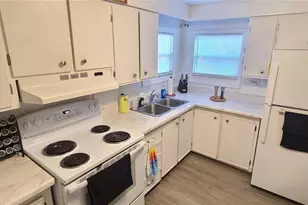 5240 Pineland Ave, Port Orange, FL 32127 - Photo 11