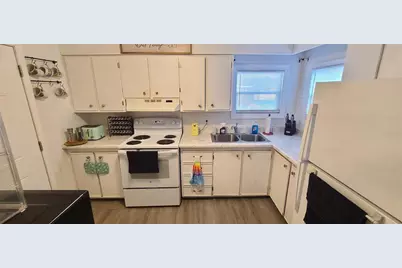 5240 Pineland Avenue, Port Orange, FL 32127 - Photo 13