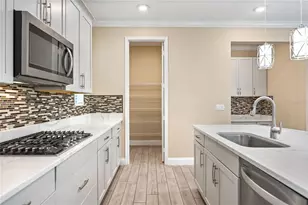 8324 Vivaro Isle Way, Windermere, FL 34786 - Photo 21