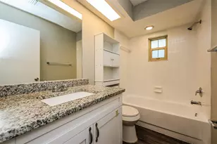 35148 Dolphin Lake Dr, Zephyrhills, FL 33541 - Photo 19