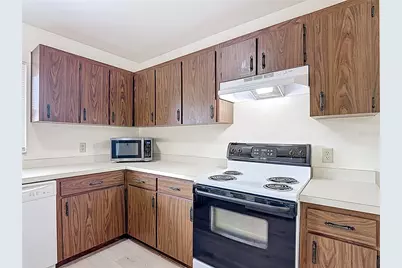 467 Hunter Circle, Kissimmee, FL 34758 - Photo 13