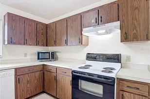 467 Hunter Cir, Kissimmee, FL 34758 - Photo 13