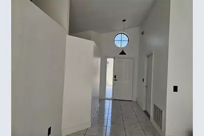 826 Horseshoe Bay Drive, Kissimmee, FL 34741 - Photo 7