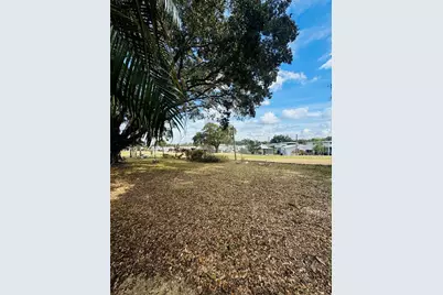 402 Golfview Drive, Davenport, FL 33837 - Photo 11