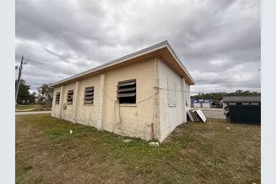 1305 E Baker Street, Plant City, FL 33563 - Photo 7