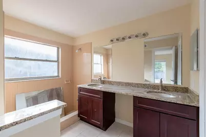 5669 Breckenridge Circle, Orlando, FL 32818 - Photo 19
