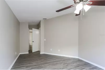 11839 Brenford Crest Drive, Riverview, FL 33579 - Photo 7