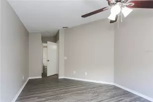 11839 Brenford Crest Dr, Riverview, FL 33579 - Photo 7