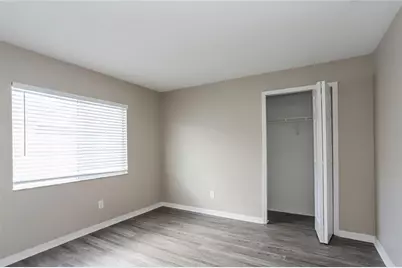 11839 Brenford Crest Drive, Riverview, FL 33579 - Photo 11