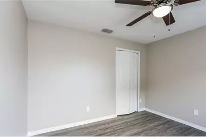 11839 Brenford Crest Drive, Riverview, FL 33579 - Photo 9