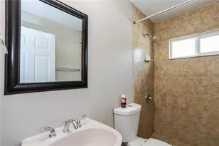 11839 Brenford Crest Dr, Riverview, FL 33579 - Photo 13