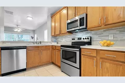 10624 Savannah Wood Drive #89, Orlando, FL 32832 - Photo 7