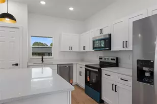 1813 W Hialeah Dr, Citrus Springs, FL 34434 - Photo 5
