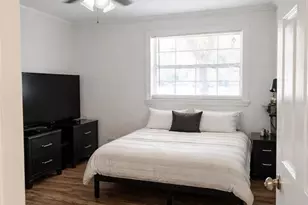 1021 Fairburn Ave, Clearwater, FL 33755 - Photo 17