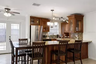 1021 Fairburn Ave, Clearwater, FL 33755 - Photo 11