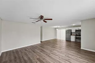 919 18th St S, Saint Petersburg, FL 33712 - Photo 3