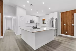 370 Sand Pine Pl, Geneva, FL 32732 - Photo 7