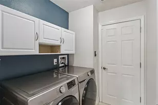 12656 Waterhaven Cir, Orlando, FL 32828 - Photo 25