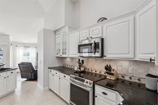 12656 Waterhaven Cir, Orlando, FL 32828 - Photo 11