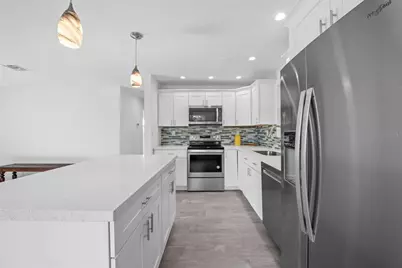 5641 NE 8th Avenue, Wilton Manors, FL 33334 - Photo 7